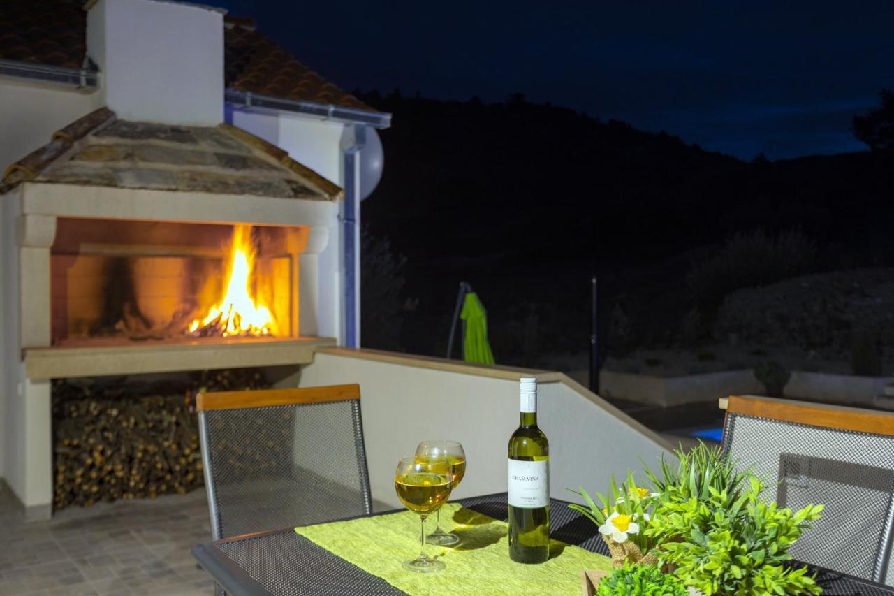 Holiday Home Ela Dračevica Dış mekan fotoğraf