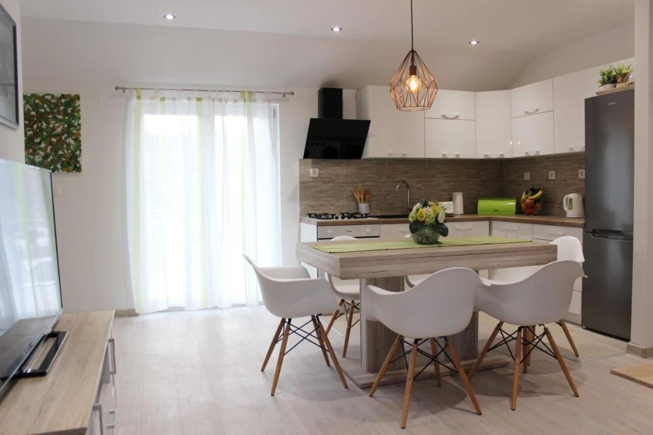 Holiday Home Ela Dračevica Dış mekan fotoğraf